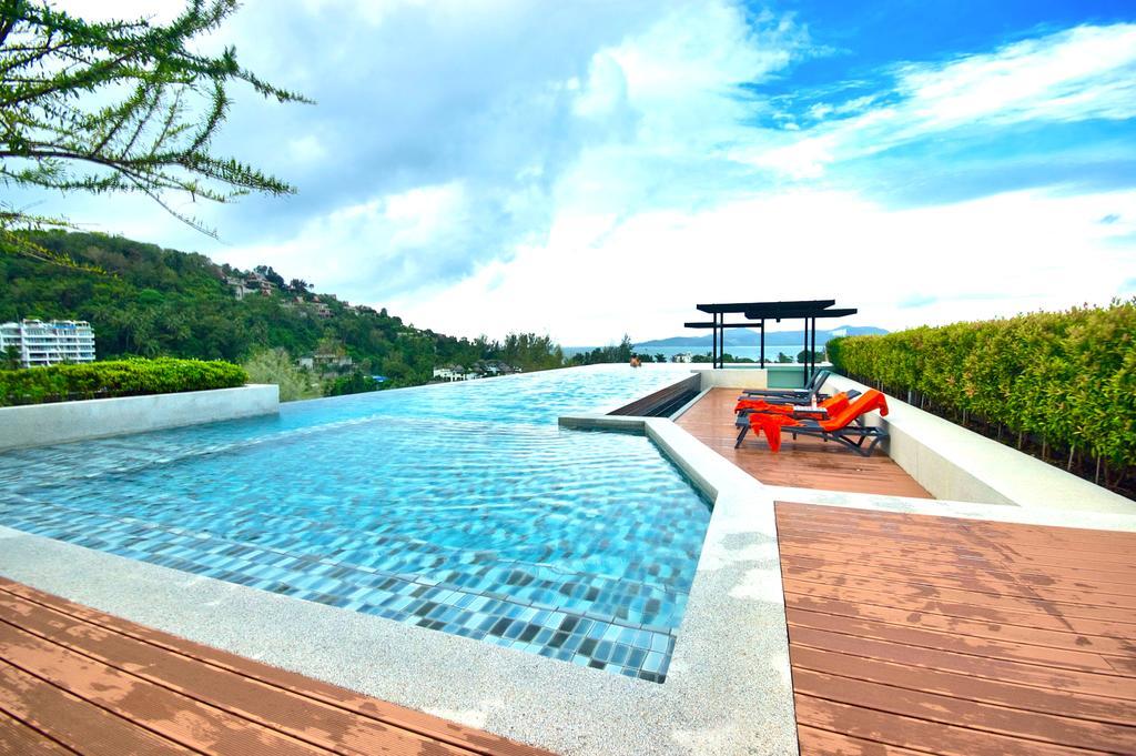 6Th Avenue Surin By Risa Apartment Bagian luar foto