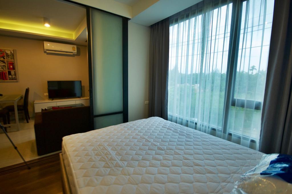 6Th Avenue Surin By Risa Apartment Bagian luar foto