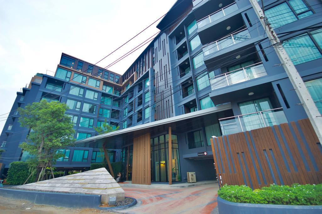 6Th Avenue Surin By Risa Apartment Bagian luar foto